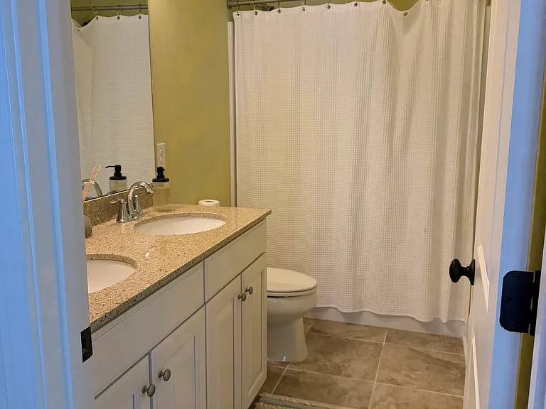 1542 Banning St — Photo 30