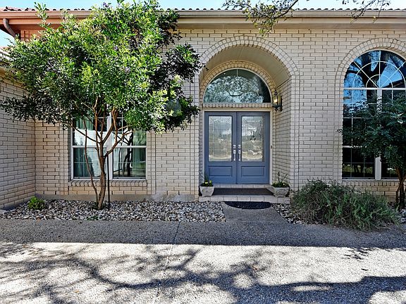 2nd image of 18150 Emerald Forest Dr