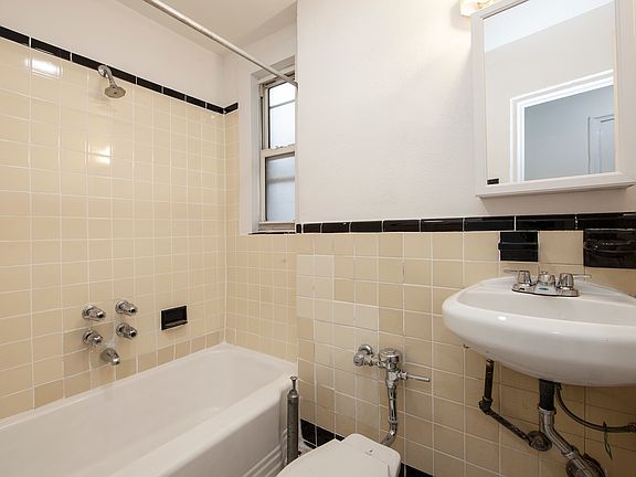 4th image of 205 Avenue B APT D