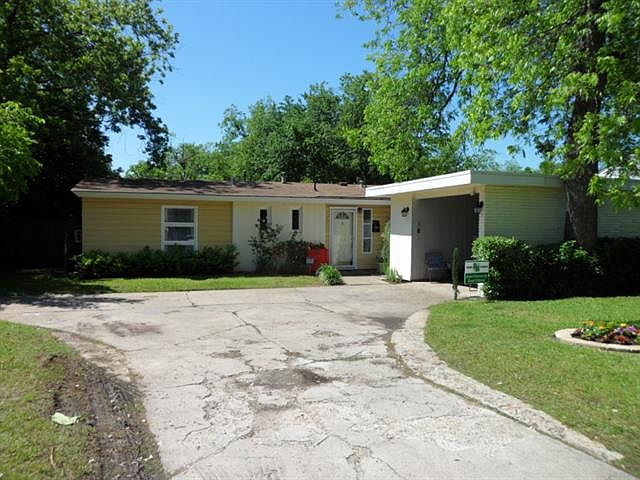 1st image of 2610 Norwood Dr