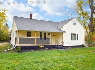 4344 E Carpenter Rd, Flint, MI 48506