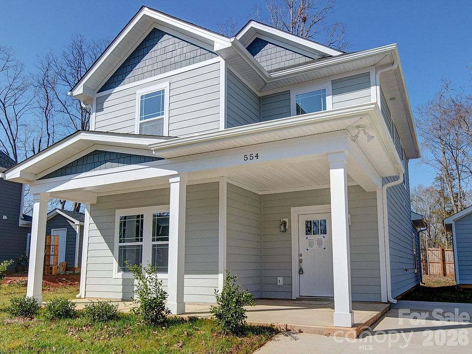1st image of 554 Geneva Cir