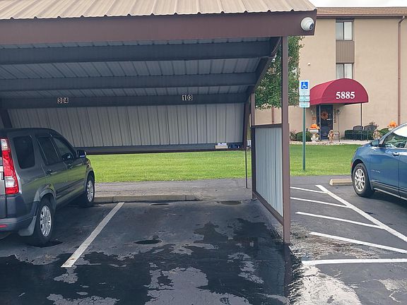 4th image of 5885 Beechcroft Rd APT 103