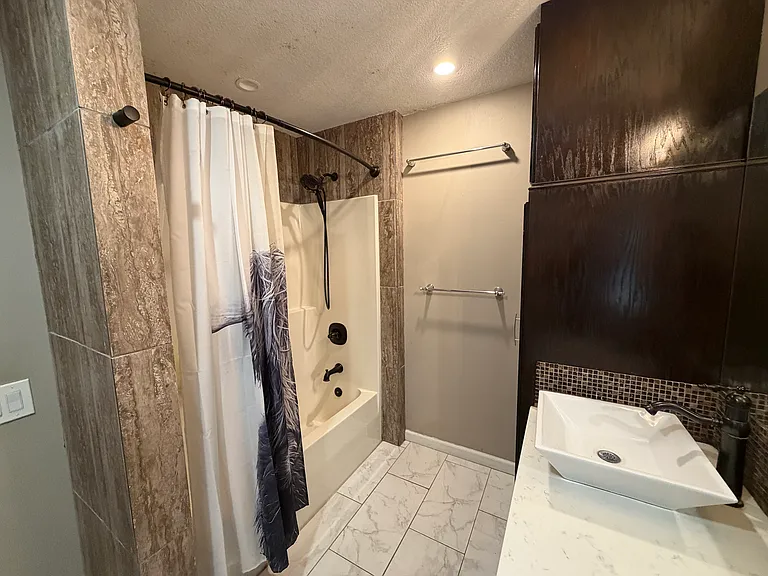 8479 Hadley Ave S — Photo 9