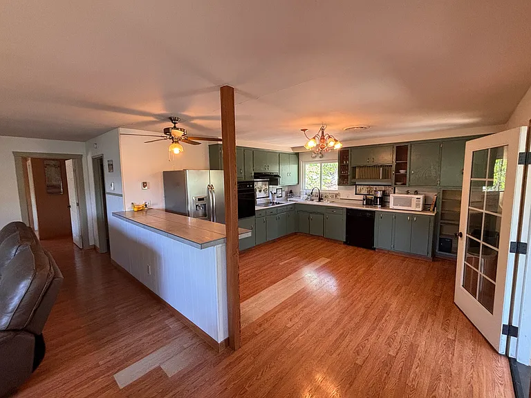 483 Rio Vista Dr — Photo 4