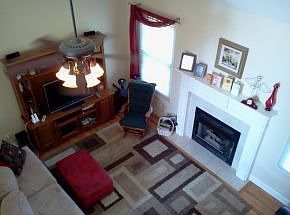 4th image of 215 Lee Carter Dr
