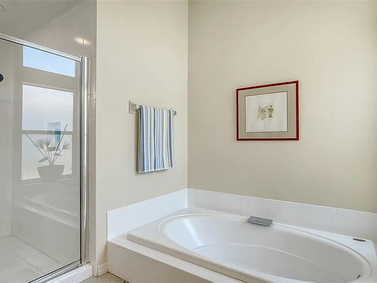5811 White Oak Bayou Ct — Photo 19