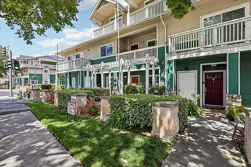 Meritage Villas Townhomes Photo 1