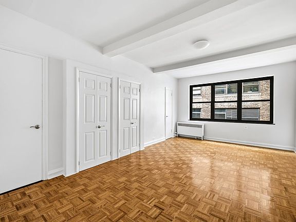 2nd image of 307 E 44th St APT 1113