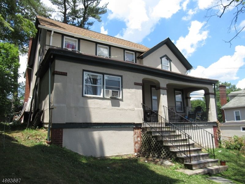 2nd image of 67 Prospect St