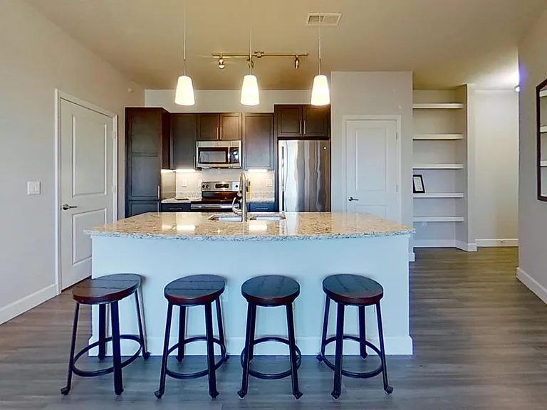 The Vue at Creve Coeur Apartments — Photo 97
