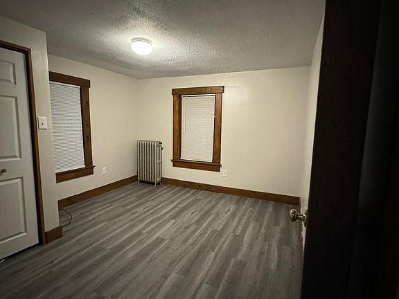 4th image of 2268 Reading Blvd
