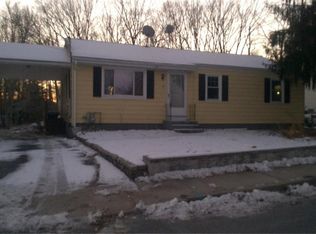 24 Quarry St, Willimantic, CT 06226