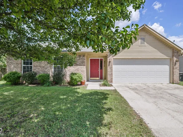 8315 Corinth Pl, Indianapolis, IN 46227