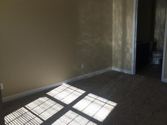 5th image of 108 Winery Ct APT 1