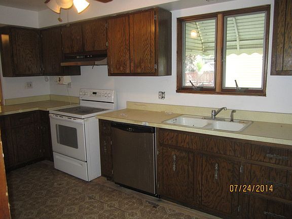 3rd image of 5213 Alexander Pl
