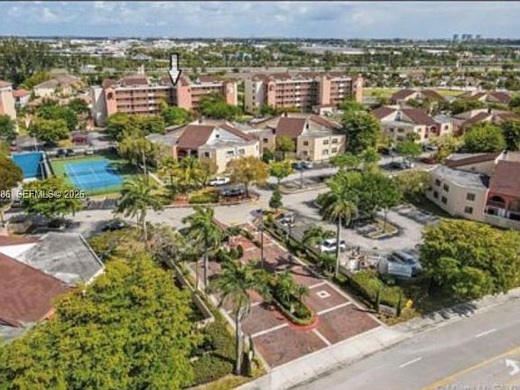 2nd image of 10253 NW 9th Street Cir APT 204-6