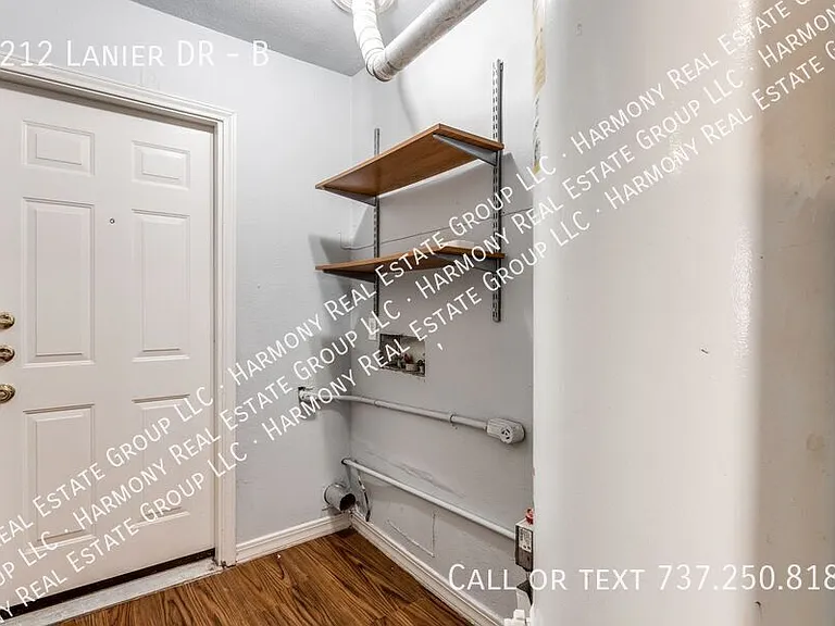 2212 Lanier Dr #B — Photo 2
