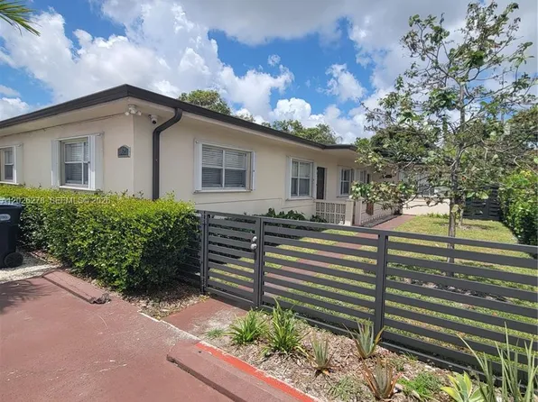 1052 SW 79th Ave, Miami, FL 33144