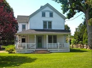 380 Hill St, Southampton, NY 11968