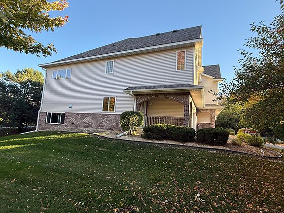 2nd image of 3951 Raspberry Ridge Rd NW