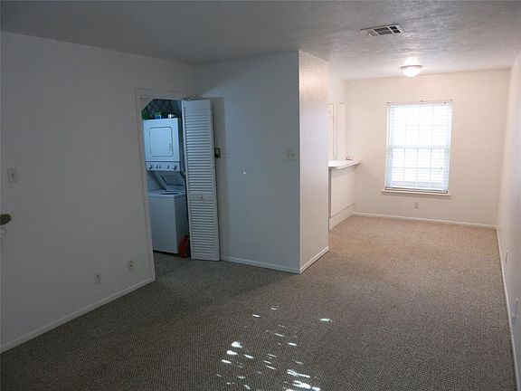 5th image of 4704 Abbott Ave APT 105