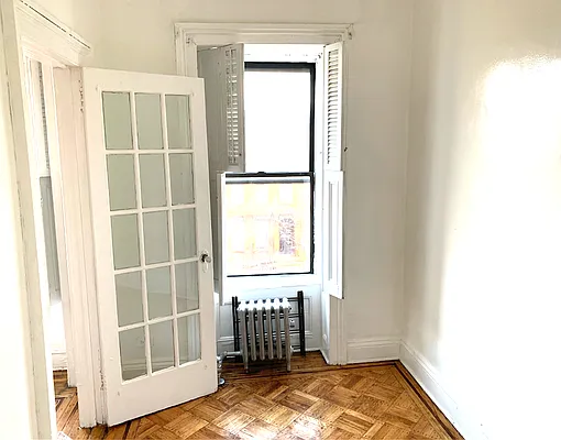 Rented by Daniel Gale Sotheby's International Realty | media 25