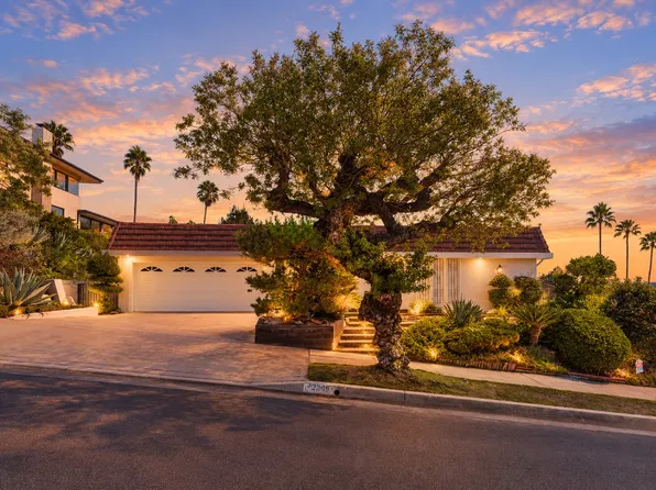 2208 Winona Blvd, Los Angeles, CA 90027