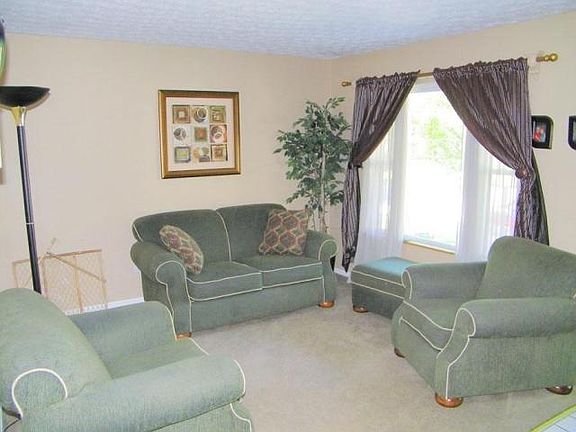 4th image of 2104 Jeffey Dr
