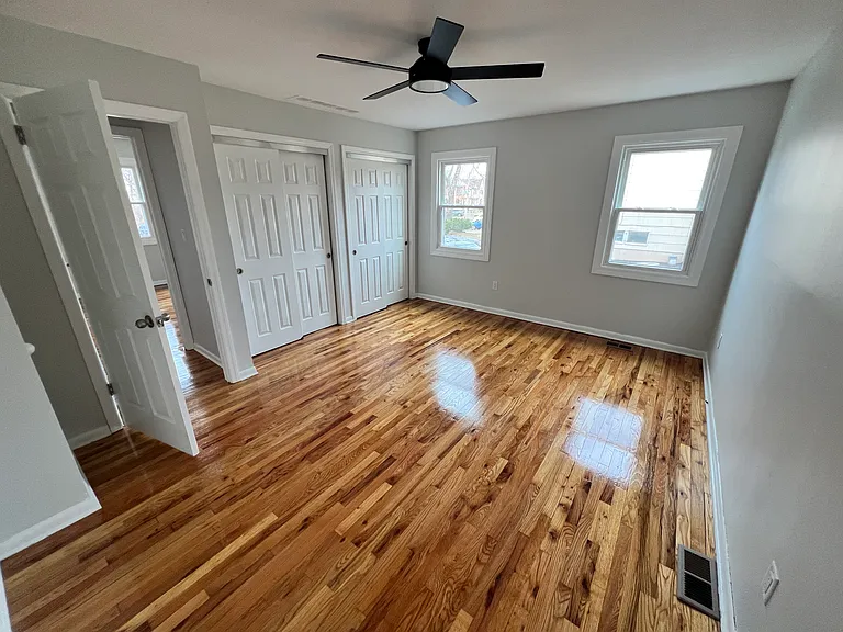 56 Bartha Ave — Photo 4