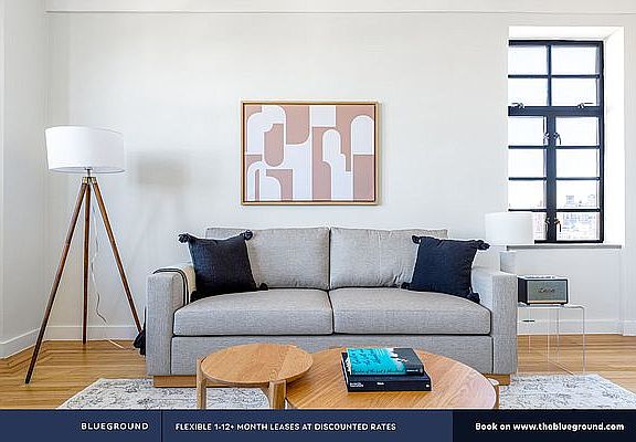 5th image of 10 Sheridan Sq #12F