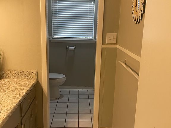 5th image of 33 Desoto Cir