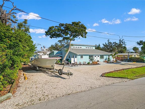 3rd image of 3155 WATERSIDE DRIVE