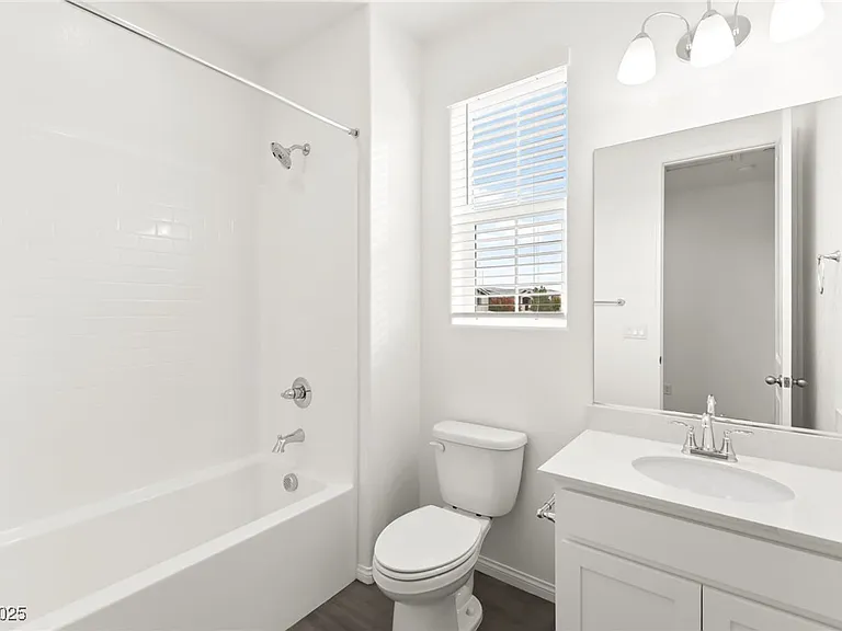 10146 Gabby Glen St — Photo 21