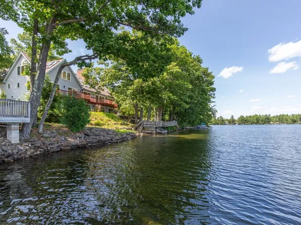 2 Blue Heron Lane, Deerfield, NH 03037