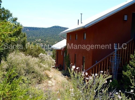 2nd image of 55 Los Hornos
