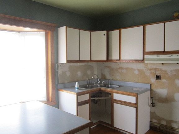 5th image of 2531 S 59th Ave