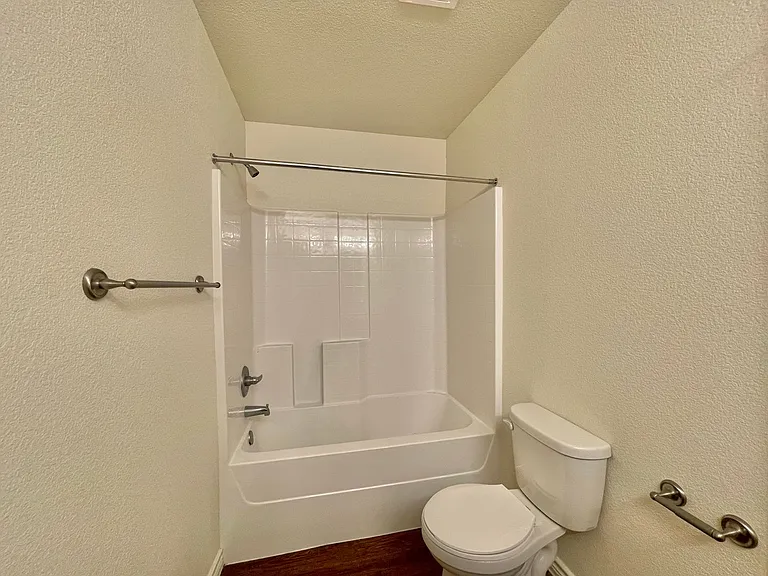 901 Lasso Dr — Photo 18
