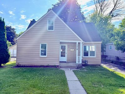1318 Pine Grove Ave, Round Lake Beach, IL, 60073