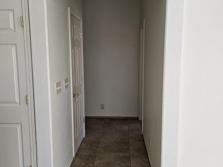1008 Kiska St NW — Photo 16