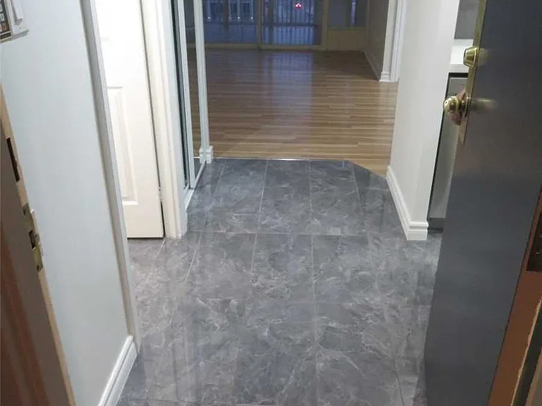 285 Enfield Pl #801 — Photo 2