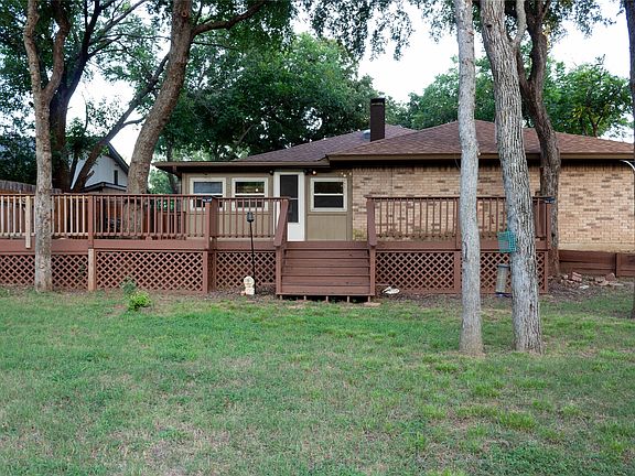 5th image of 1321 Brookfield Ln
