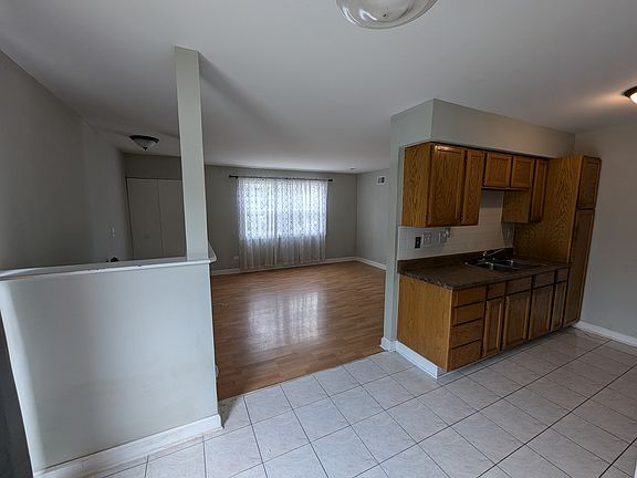 4th image of 1215 Cypress Dr #1215