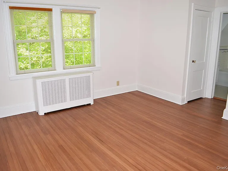 53 Ogden Ave — Photo 10