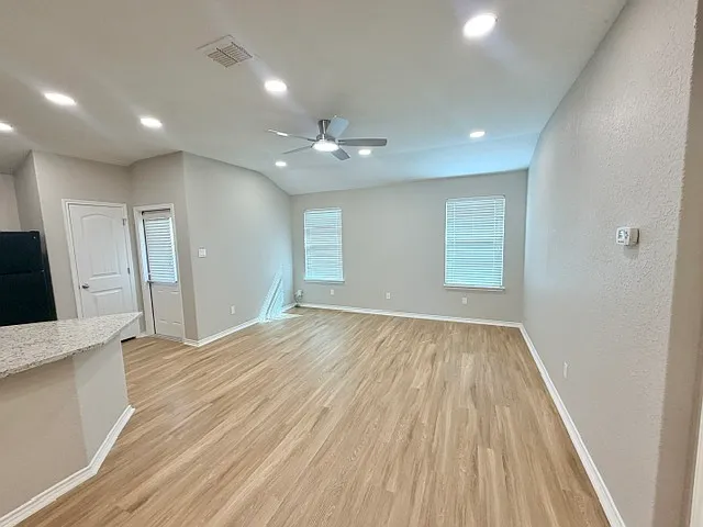 3571 Glacier Lake — Photo 11