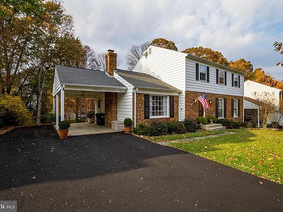 2nd image of 10813 Broadwater Dr