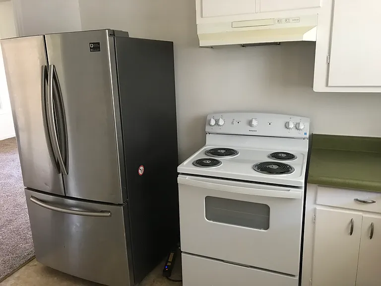 2411 N St — Photo 1