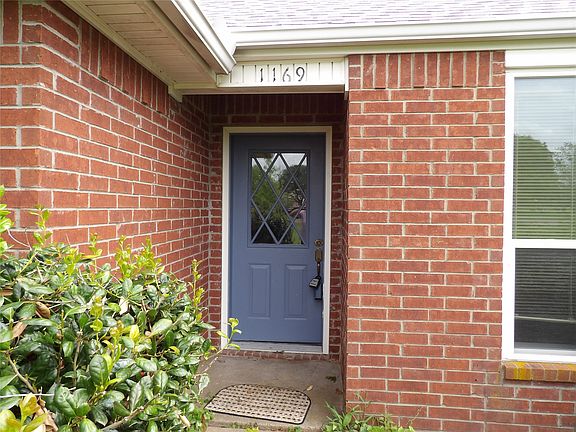 2nd image of 1169 Maree Dr