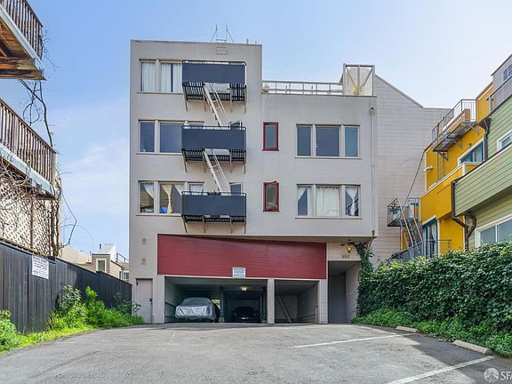 3rd image of 359 Green St