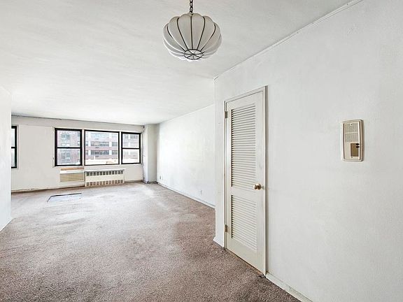 2nd image of 345 E 52nd St APT 8B